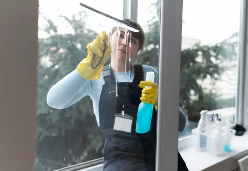 Nettoyage de vitres intérieures et extérieures au Ban-Saint-Martin